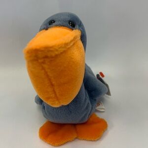 Ty Beanie Baby - Scoop the Pelican. DOB 7/01/1996